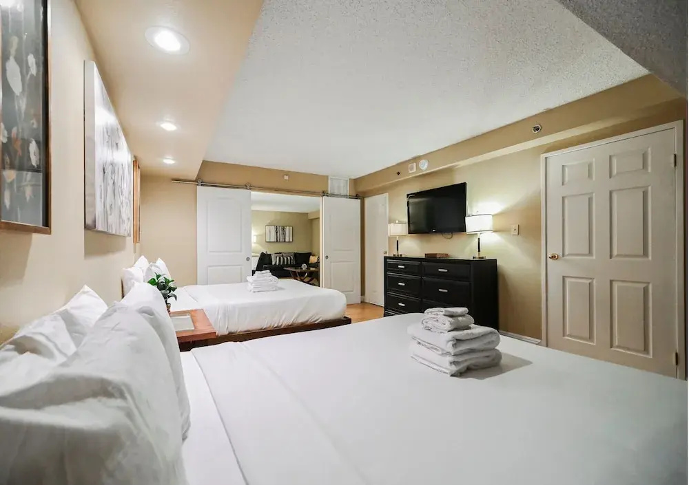 Foto - StripViewSuites at Jockey Club