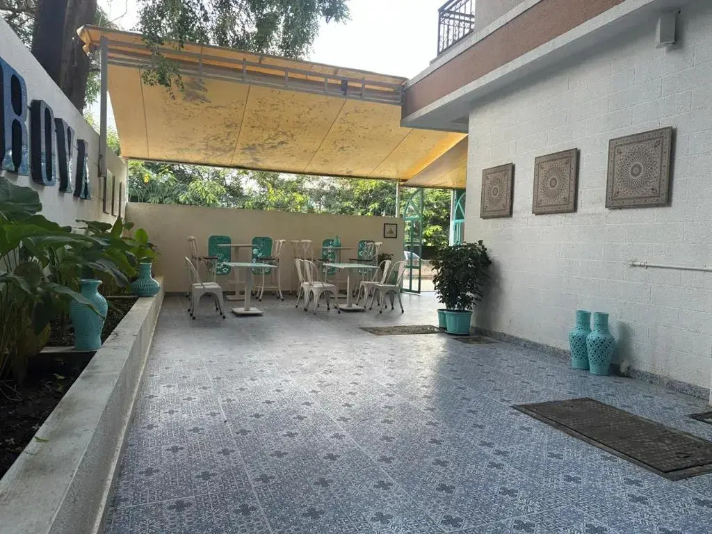 Foto - StayBird Divine Suites Business Hotel