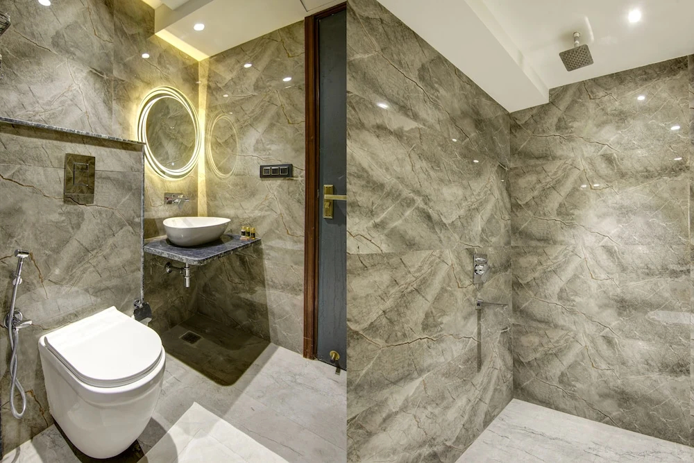 Photo - The Leena International-Near Connaught Place & New Delhi Railway Station