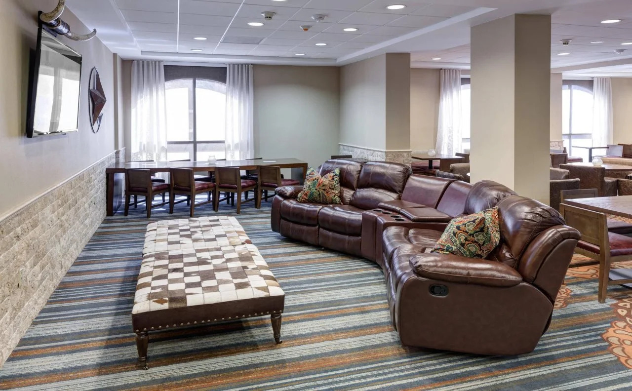 Photo - SpringHill Suites by Marriott Dallas Downtown / West End