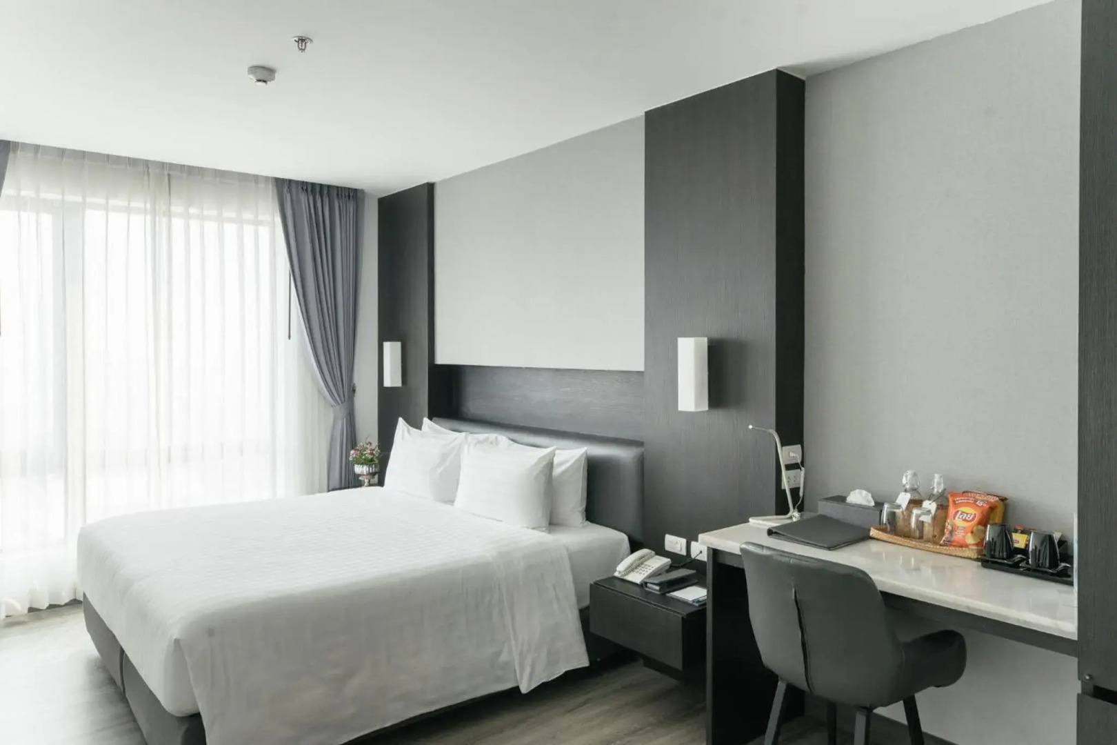 Photo - SureStay Hotel by Best Western Vientiane