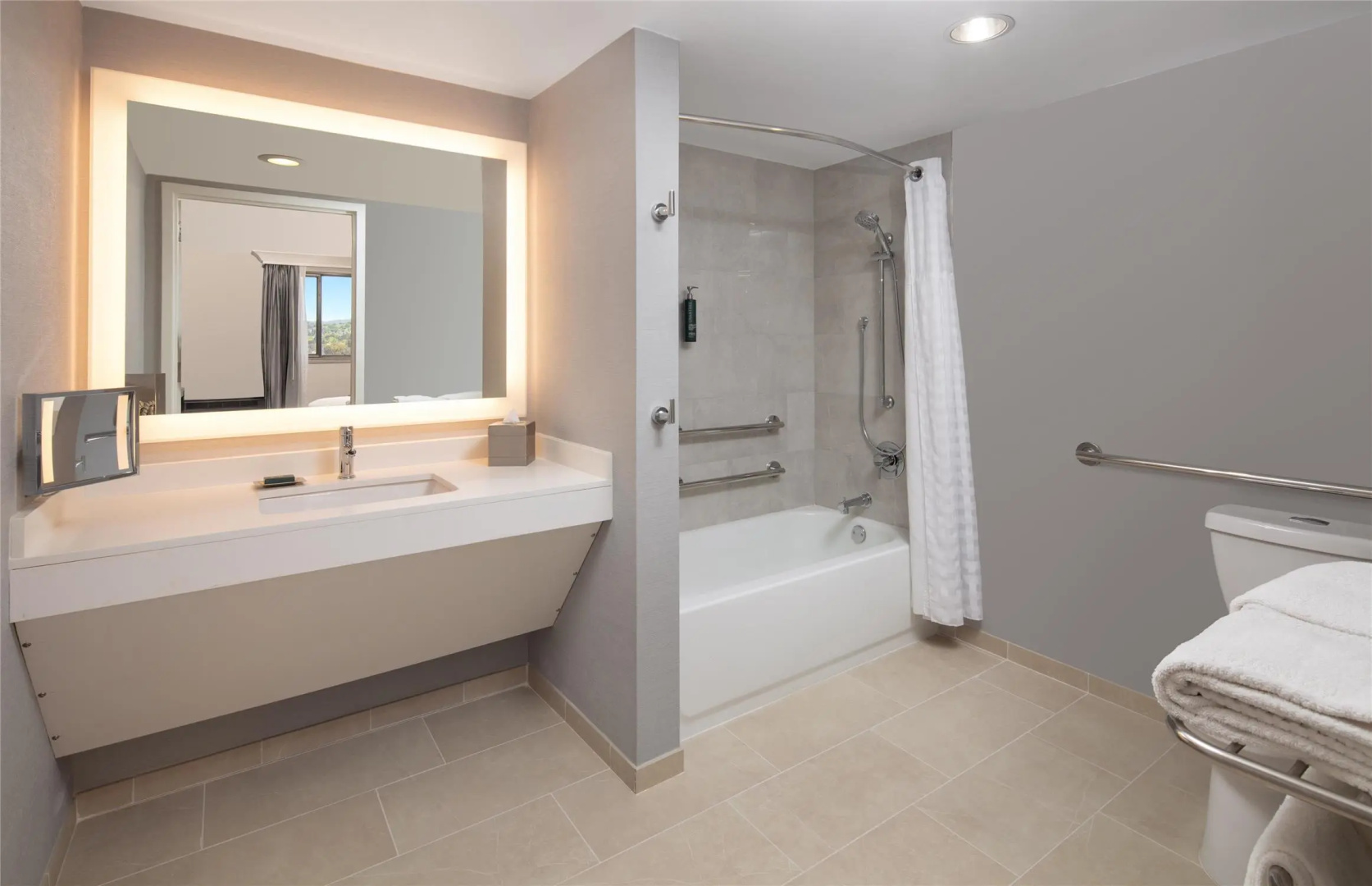 Photo - Hilton Concord