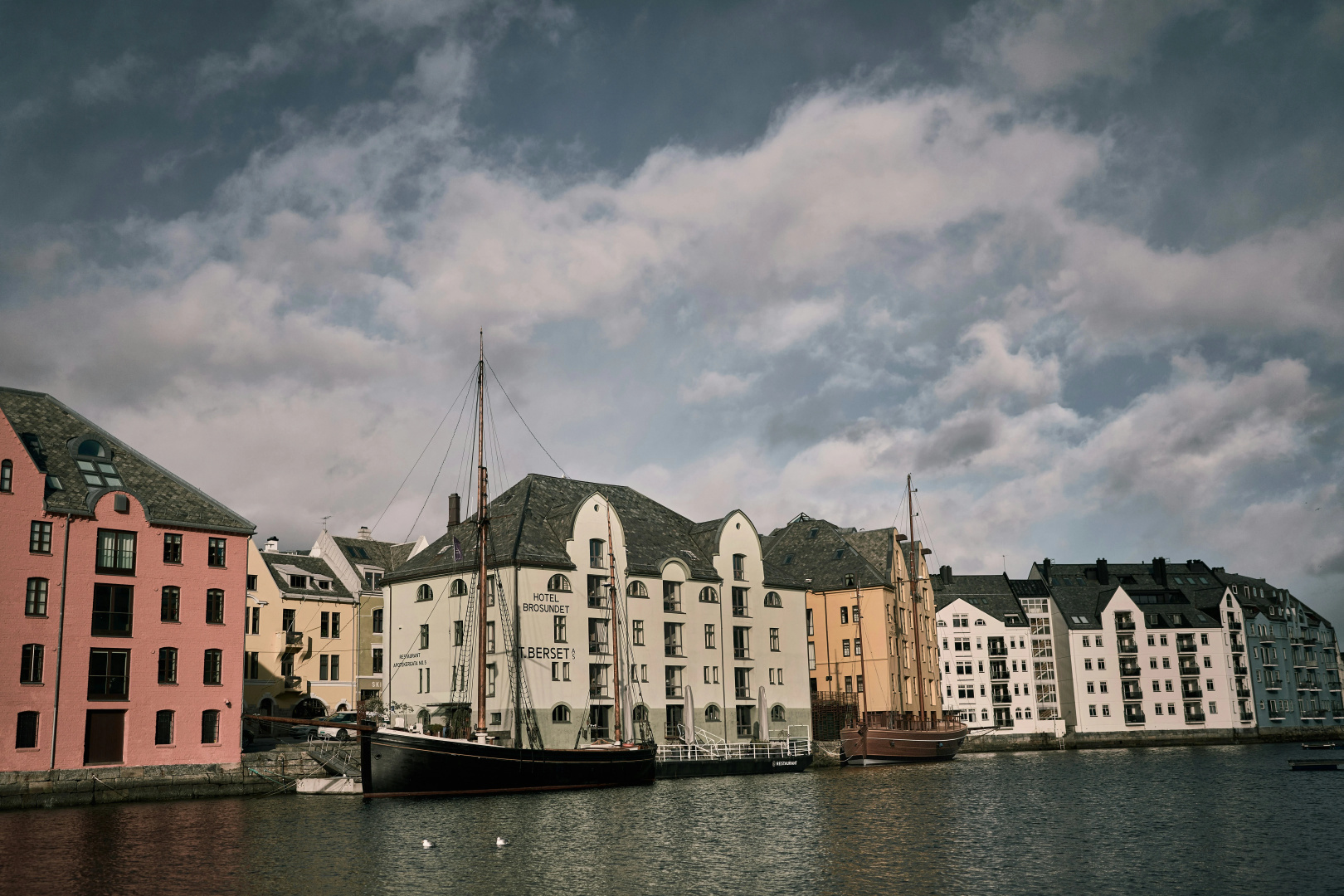 Photo - Hotel Brosundet
