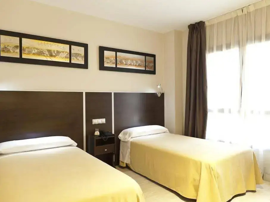 Photo - Hostal Avenida Barajas