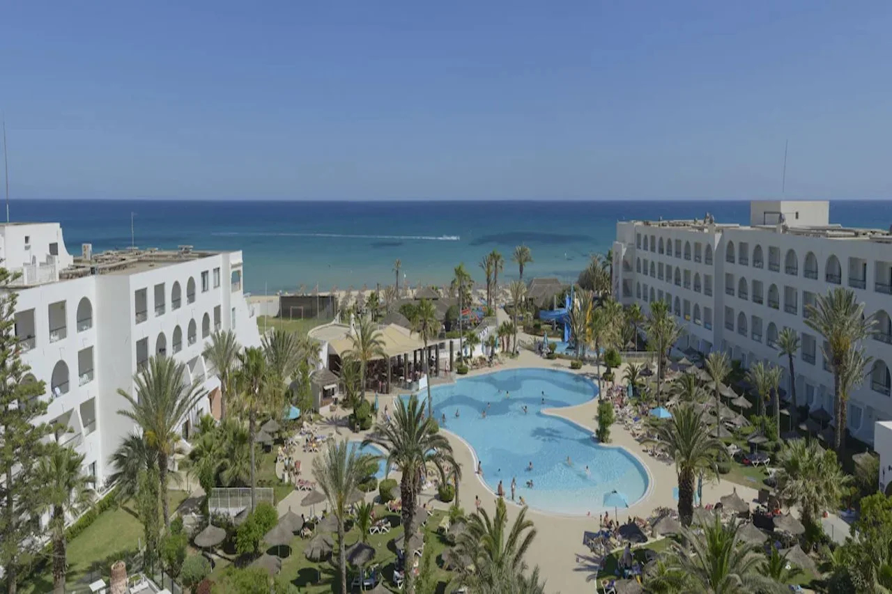 Photo - Nozha Beach Resort & Spa