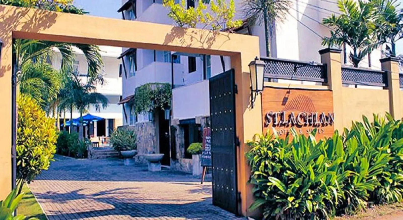 Photo - St.Lachlan Hotel & Suites
