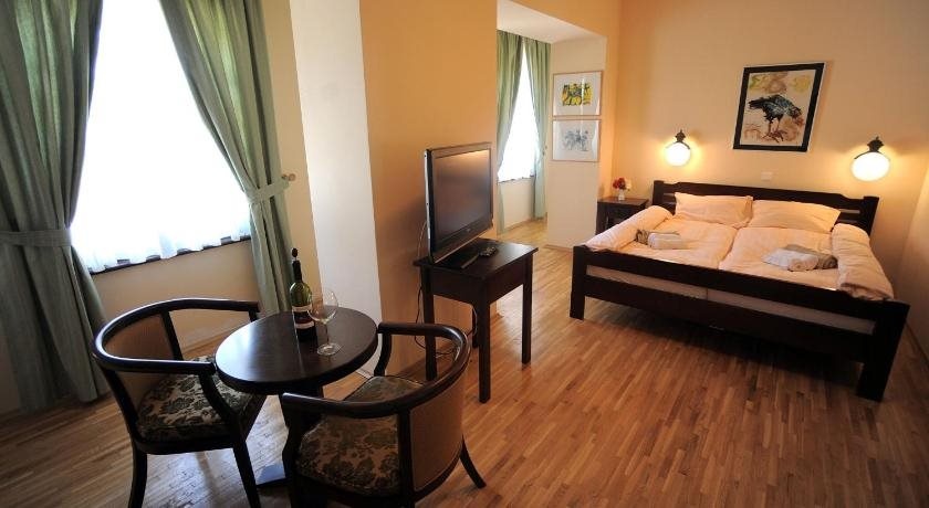 Kalin Hotel