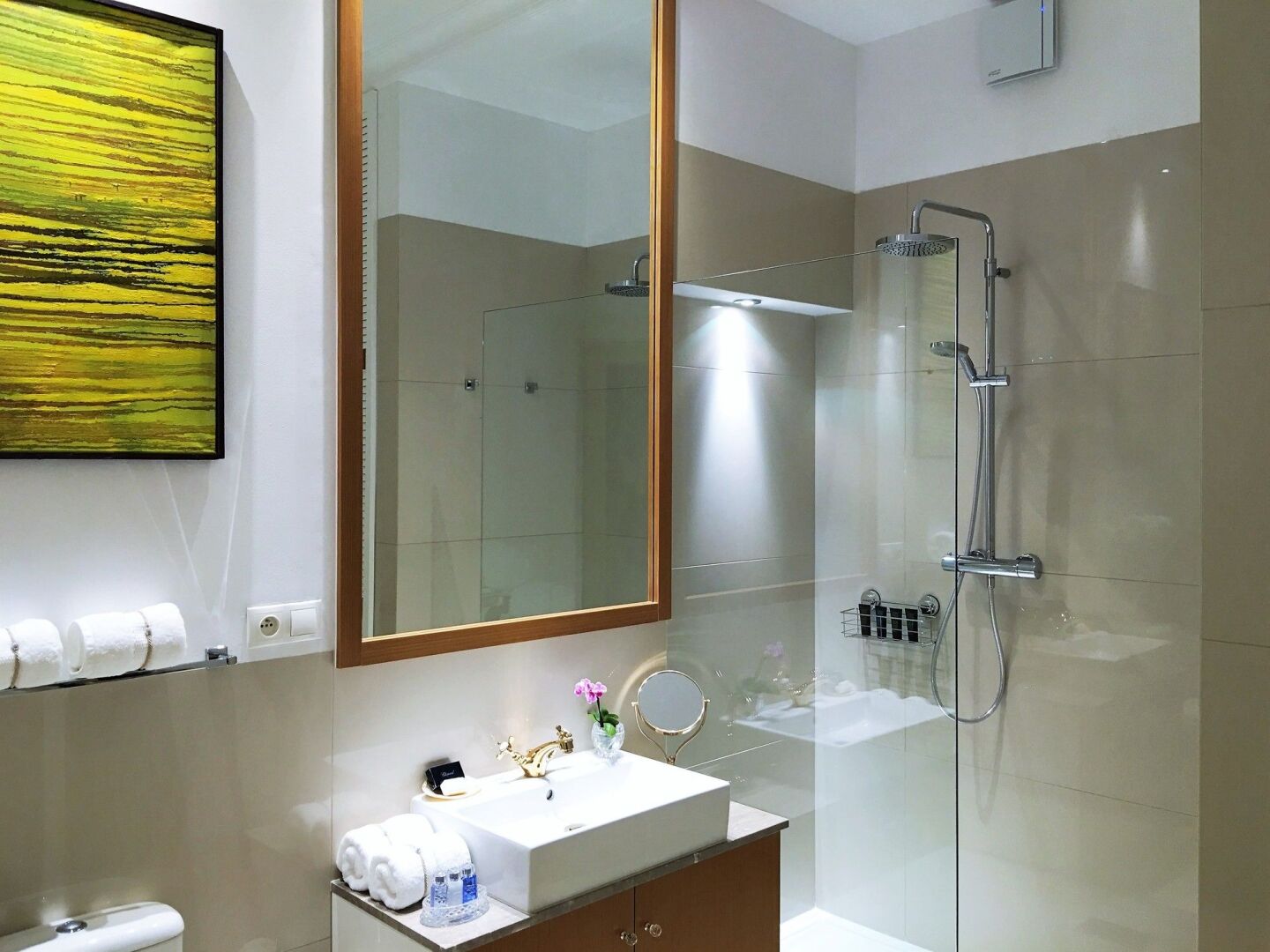 Photo - MONDRIAN Luxury Apartments Old Town