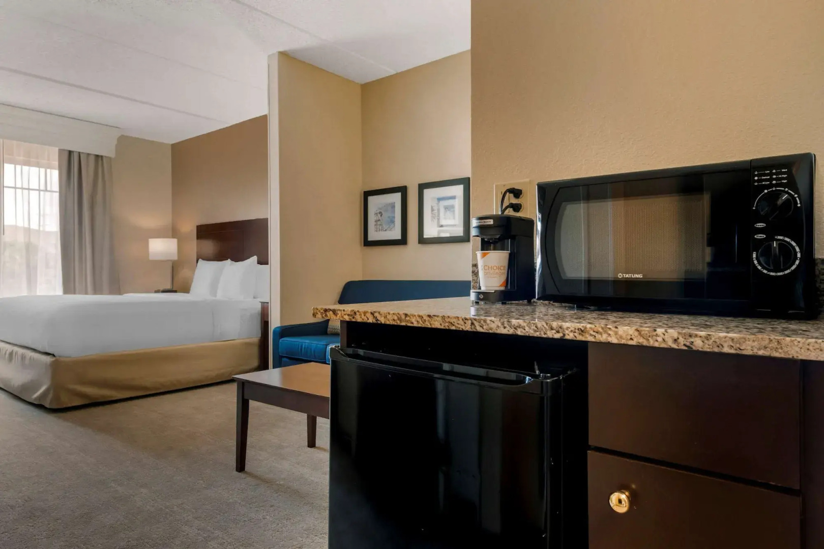 Photo - Comfort Suites Near Universal Orlando Resort