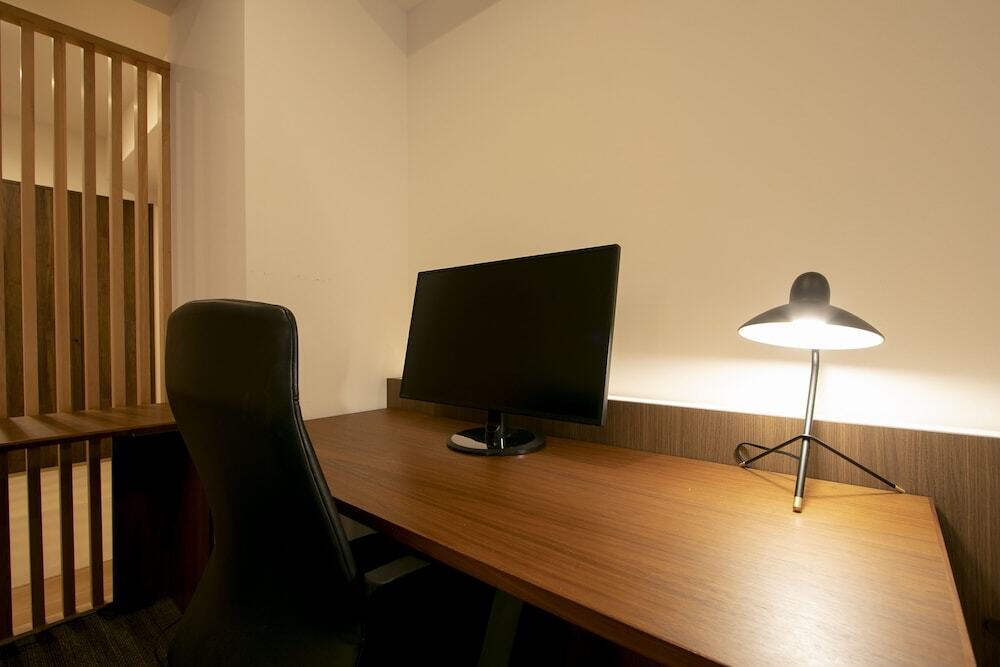 Photo - Minn Asakusa