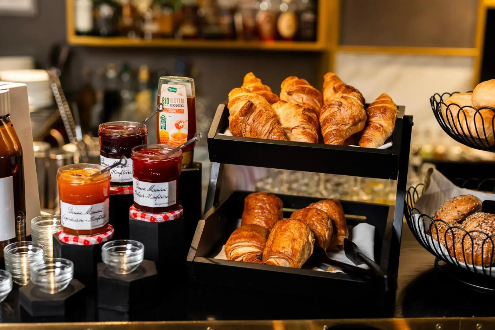 Photo - Legend Hotel