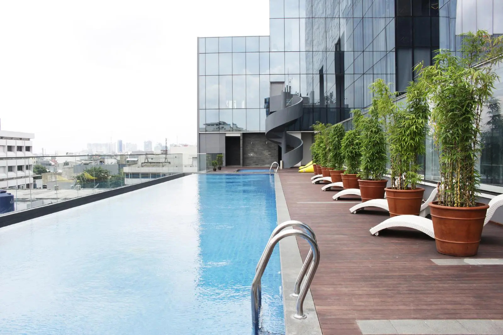Photo - Vertu Harmoni Jakarta