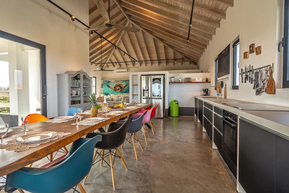 Photo - Luxurious OCEAN VIEW Getaway