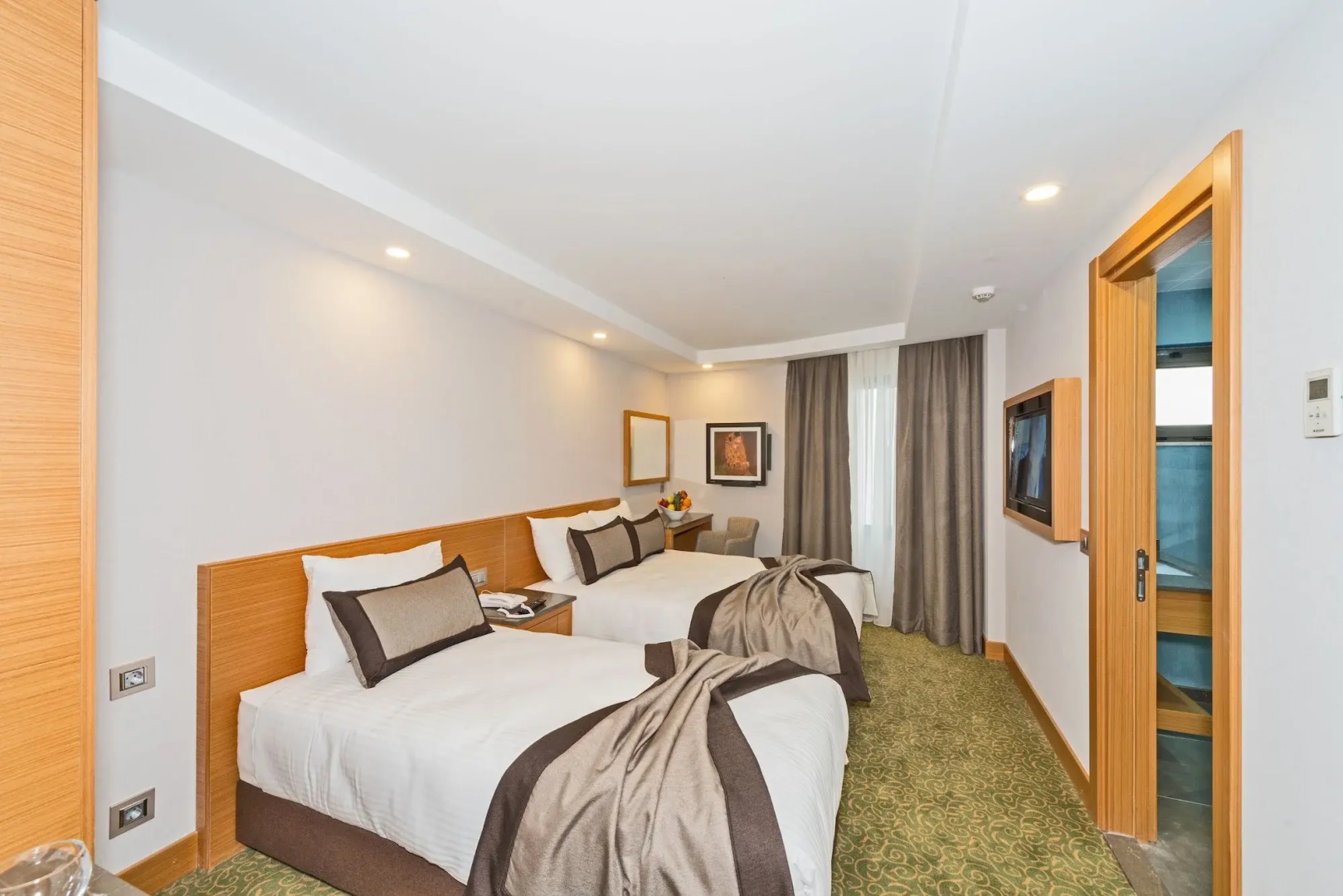 Photo - Bisetun Hotel