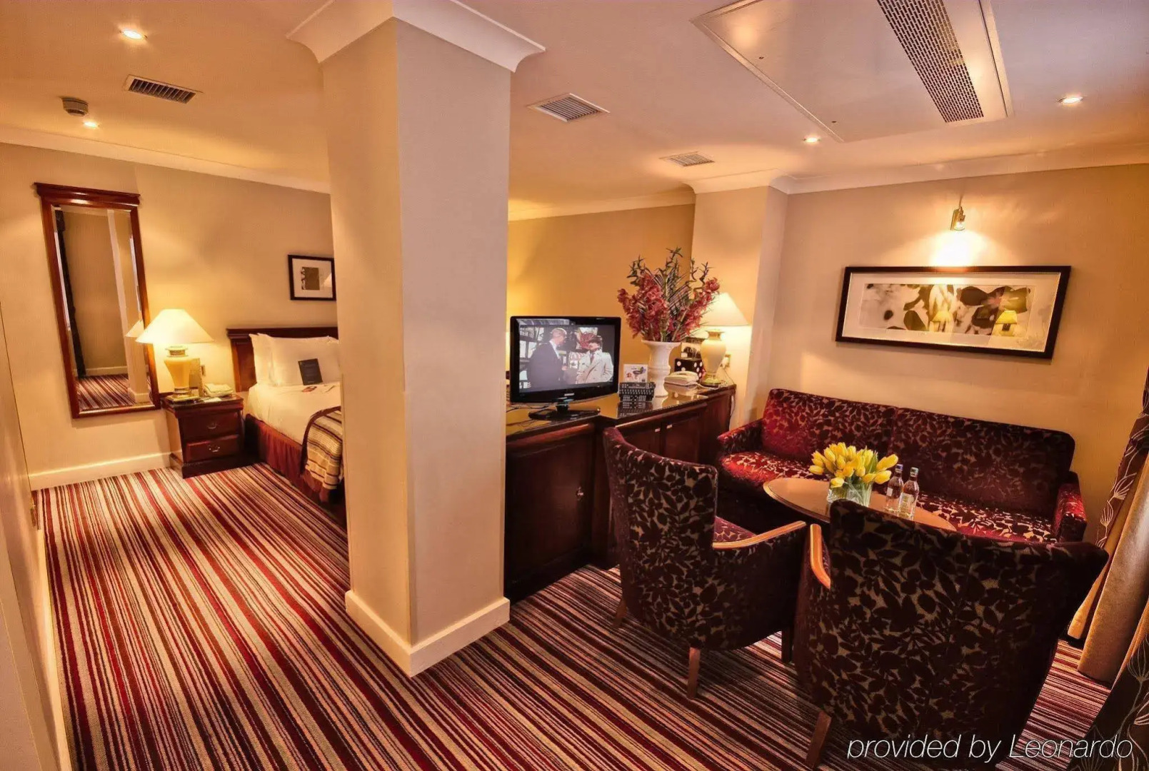 Photo - The Rembrandt