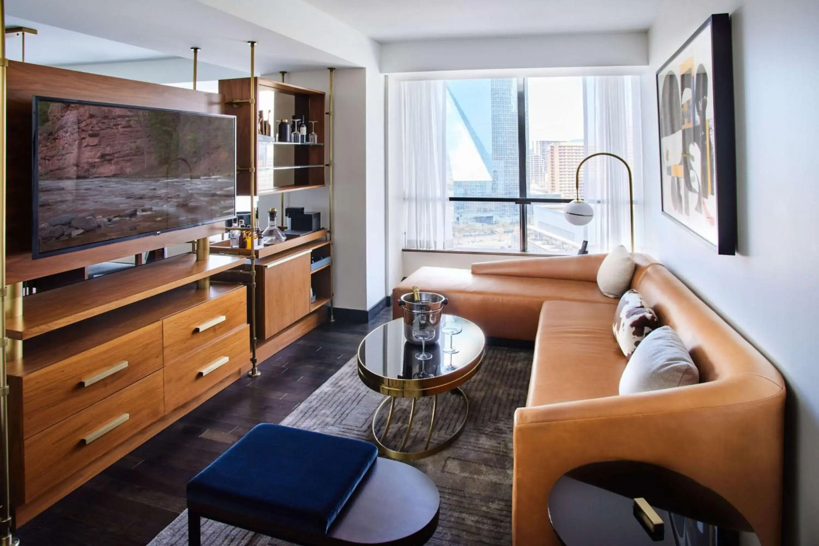 Photo - Thompson Dallas, by Hyatt