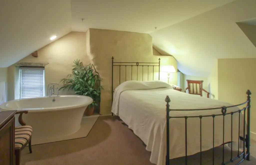 Photo - Joseph Ambler Inn
