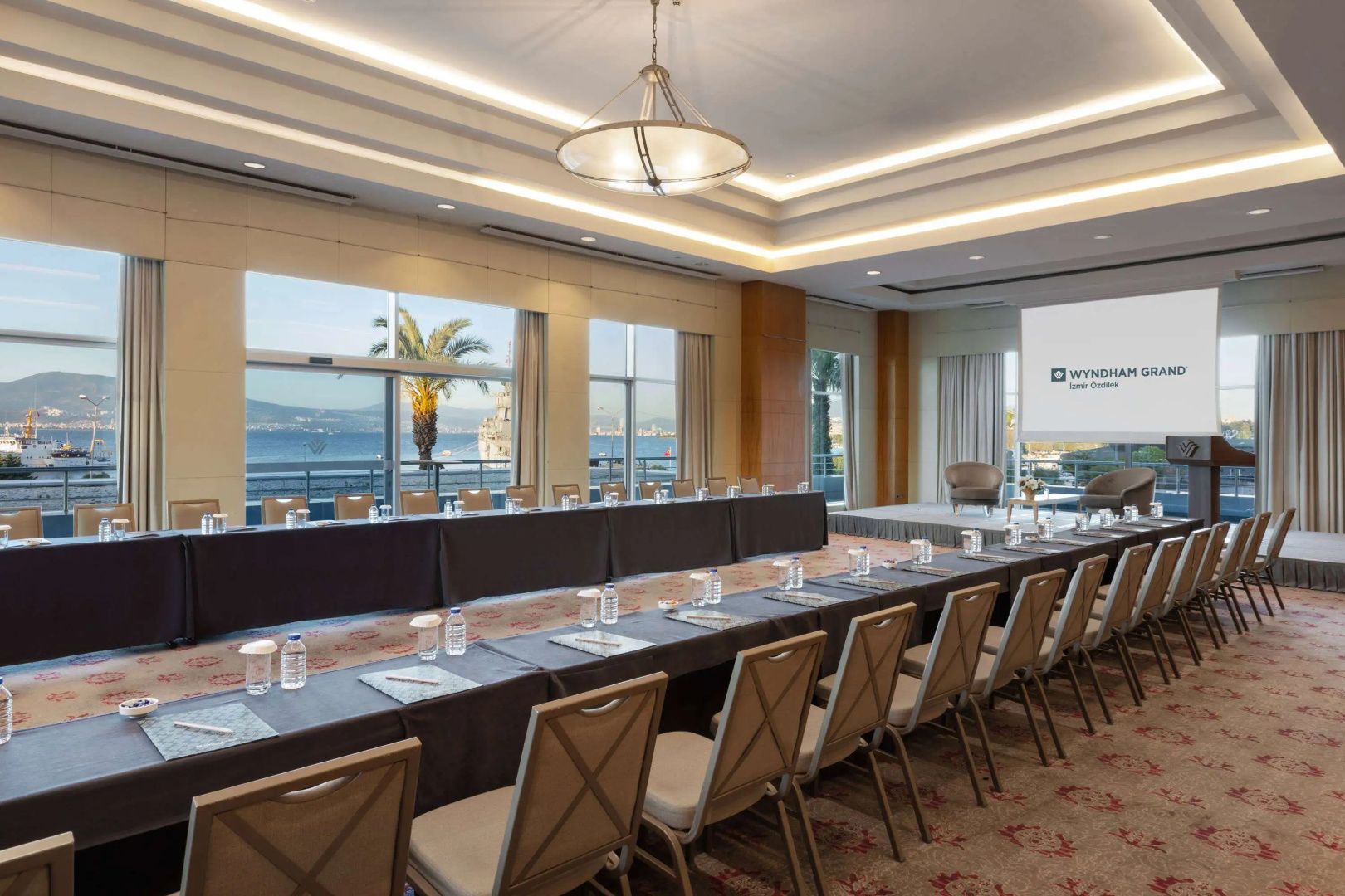 Photo - Wyndham Grand Izmir Ozdilek Thermal & Spa
