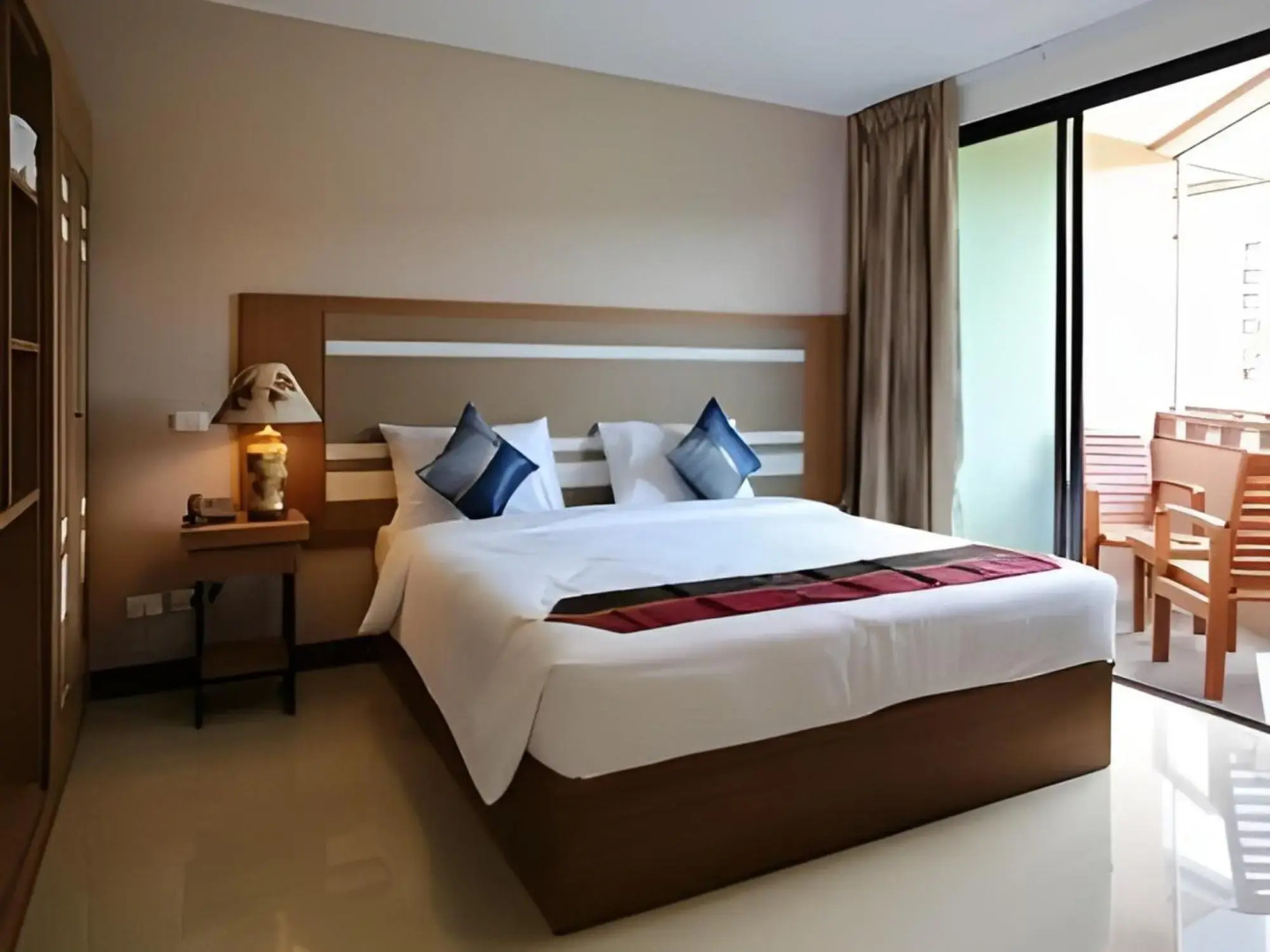 Photo - patong v hotel