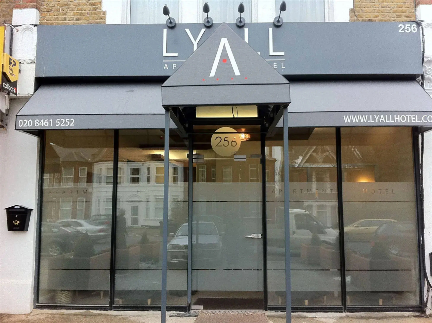 Photo - Lyall Apartment Hotel