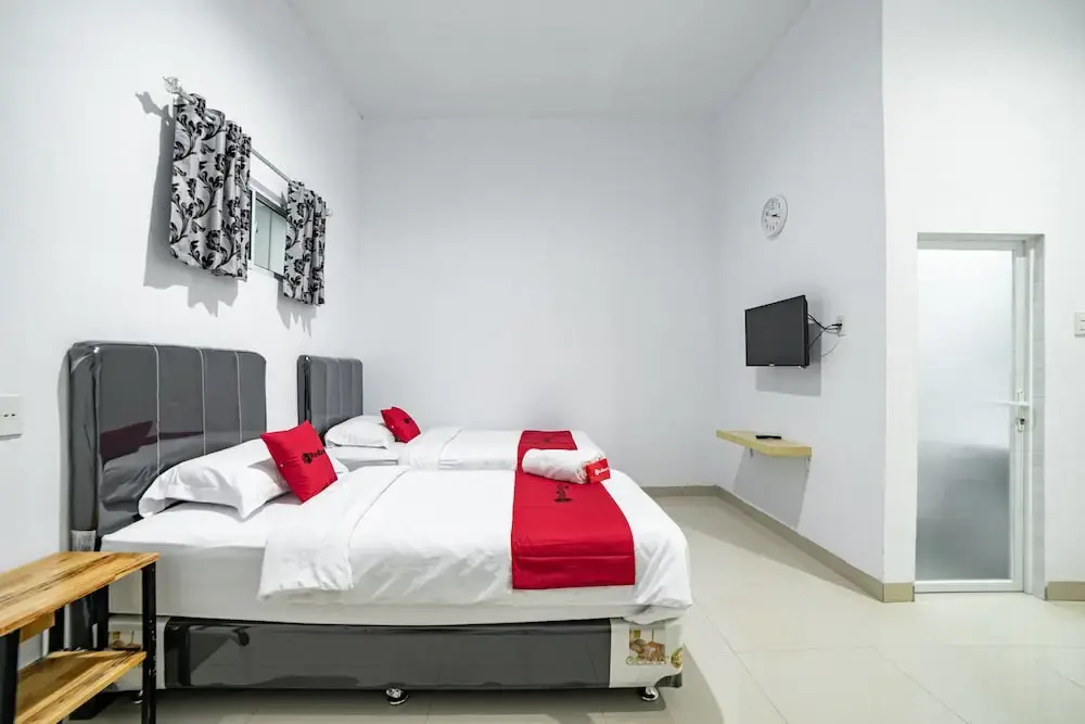 Photo - RedDoorz Plus near Thamrin Plaza Medan