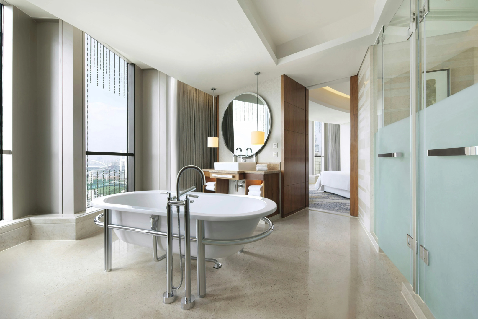 Photo - Sheraton Grand Shanghai Pudong Hotel & Residences