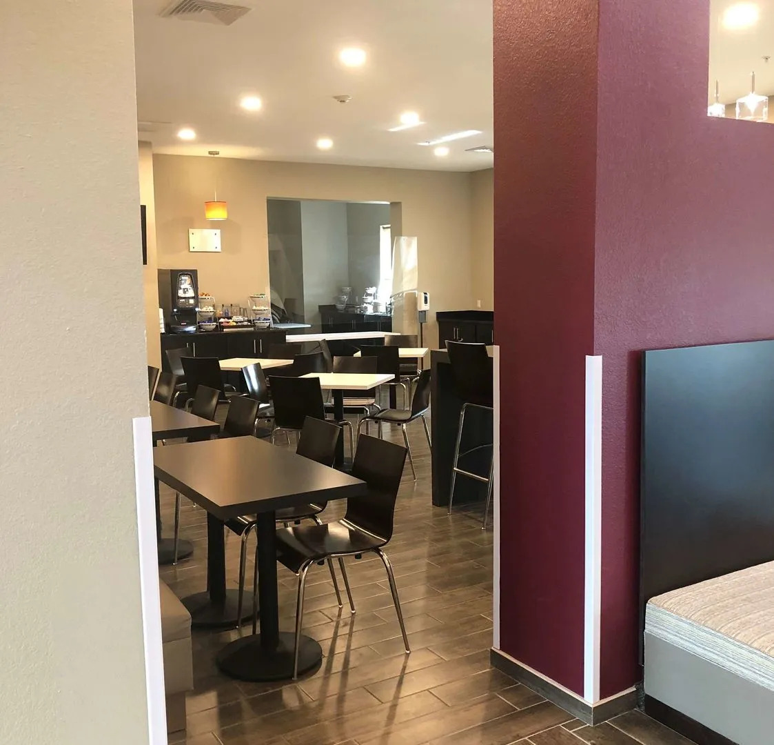 Photo - Magnolia Pointe; BW Signature Collection