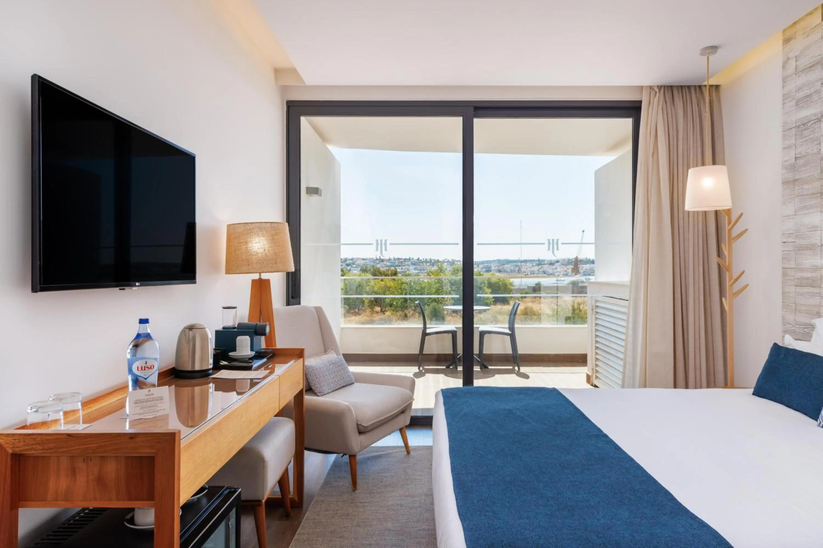 Photo - Jupiter Marina Hotel - Couples & Spa
