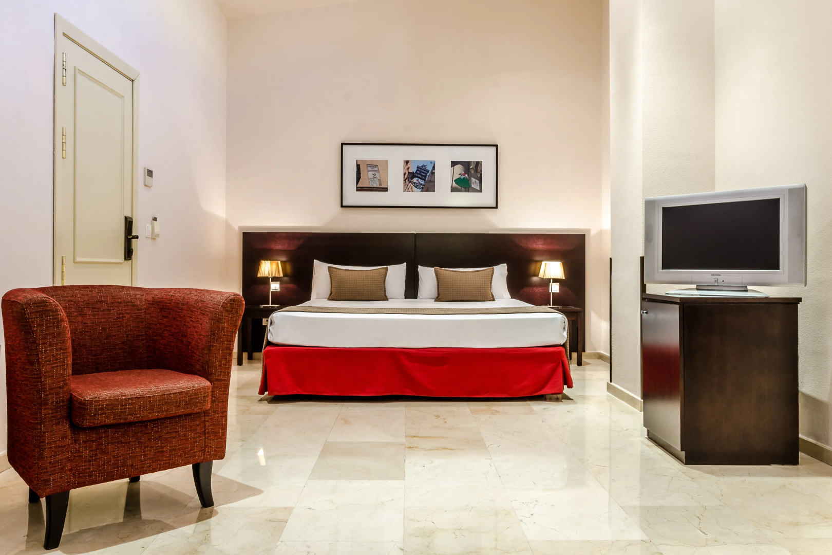 Photo - Hotel Exe Suites 33