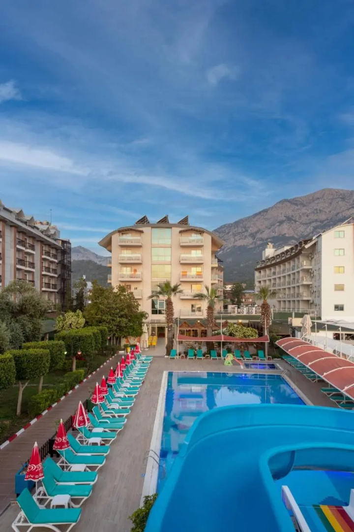 Photo - Lims Bona Dea Beach Hotel