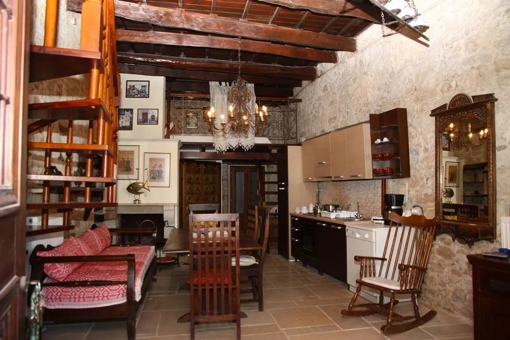 Photo - Traditional Cretan Houses,Agios Myronas