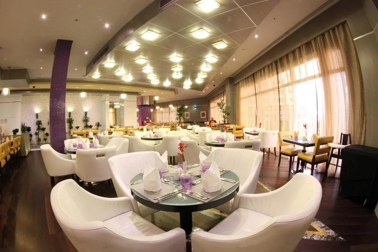 Photo - TIME Grand Plaza Hotel