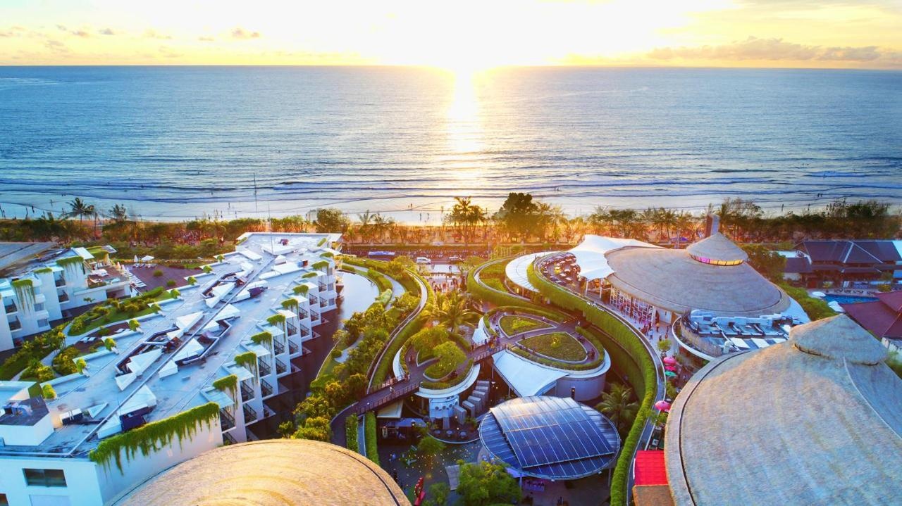 Foto - YELLO Hotel Kuta Beachwalk Bali