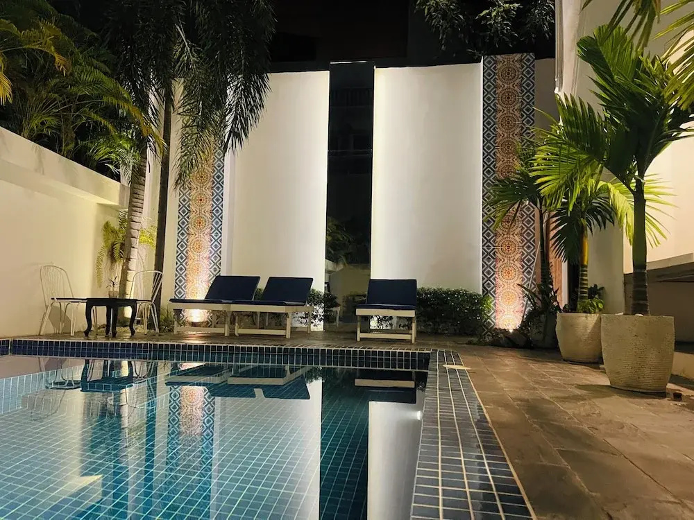 Photo - Chhouy Vathna Angkor Boutique