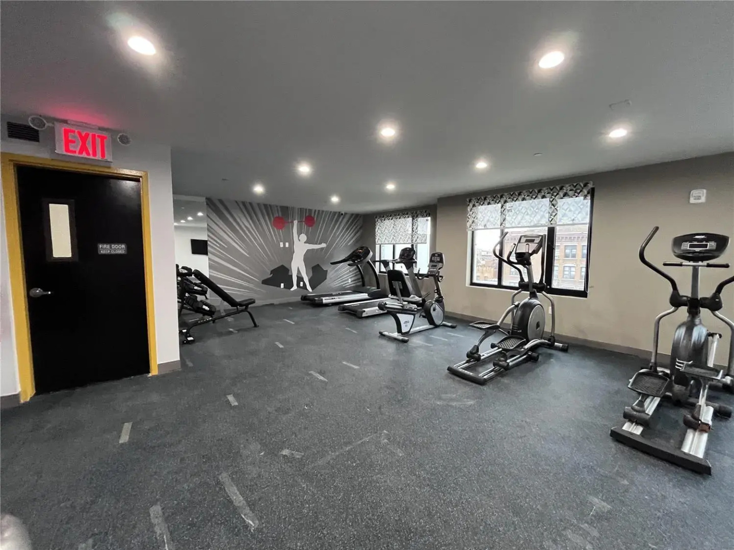 Photo - GLō Best Western Bronx NYC