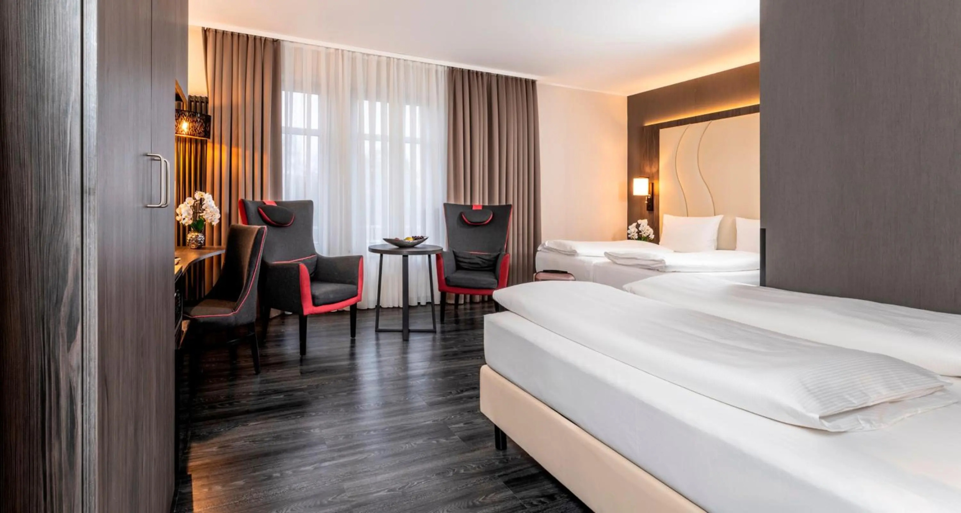 Photo - PLAZA Premium Parkhotel Norderstedt