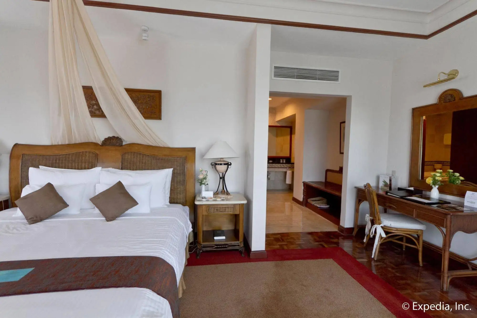 Photo - Waterfront Airport Hotel and Casino