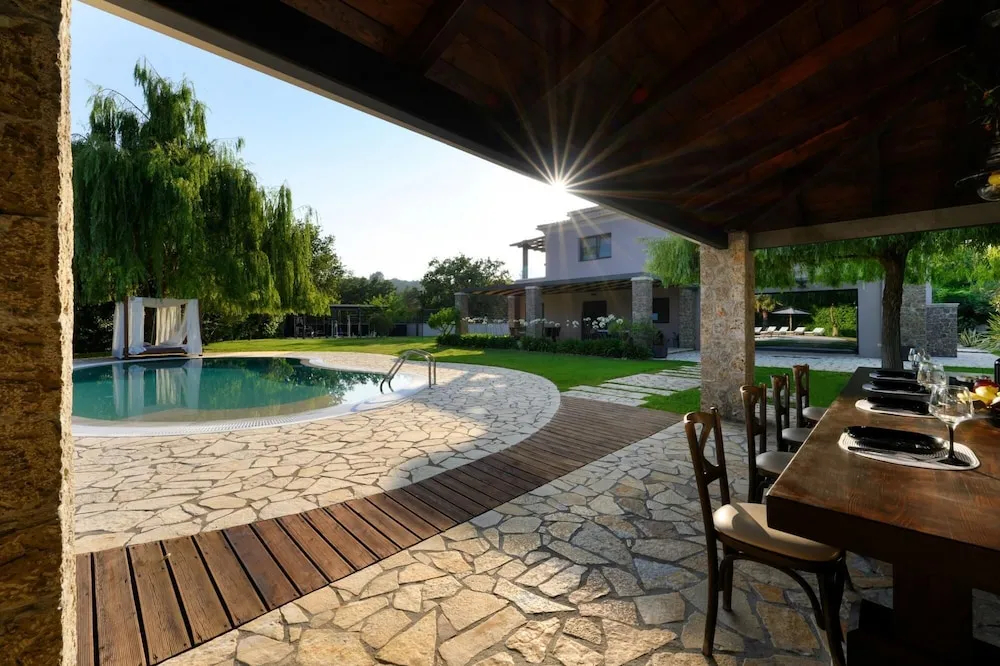 Foto - Villa Black White Dassia