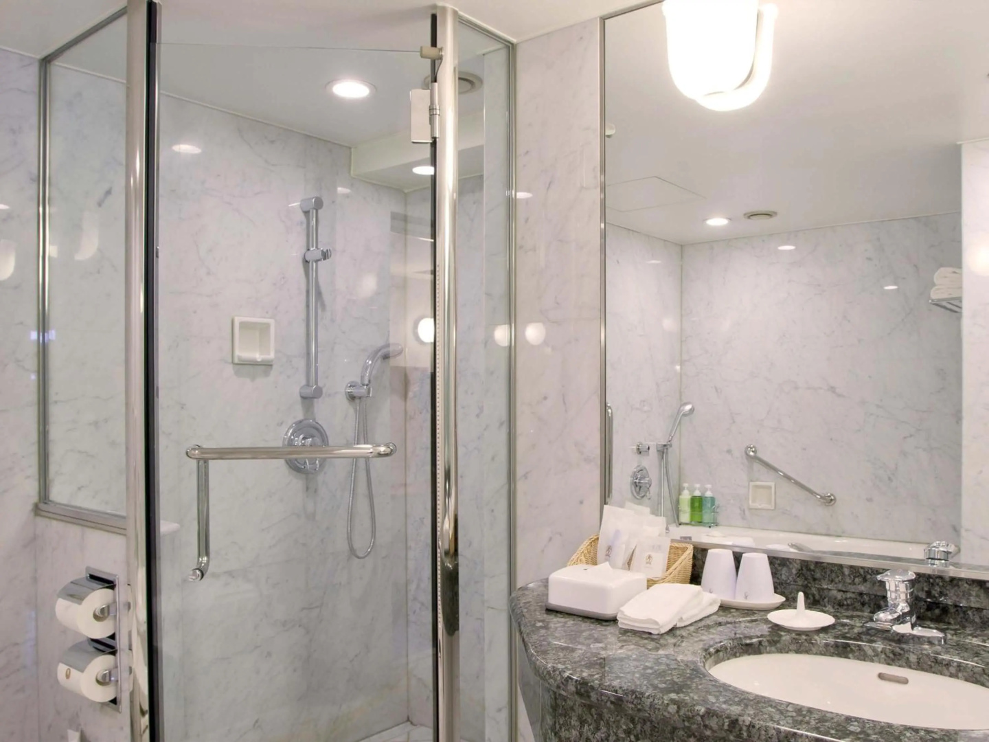Photo - Nishitetsu Grand Hotel