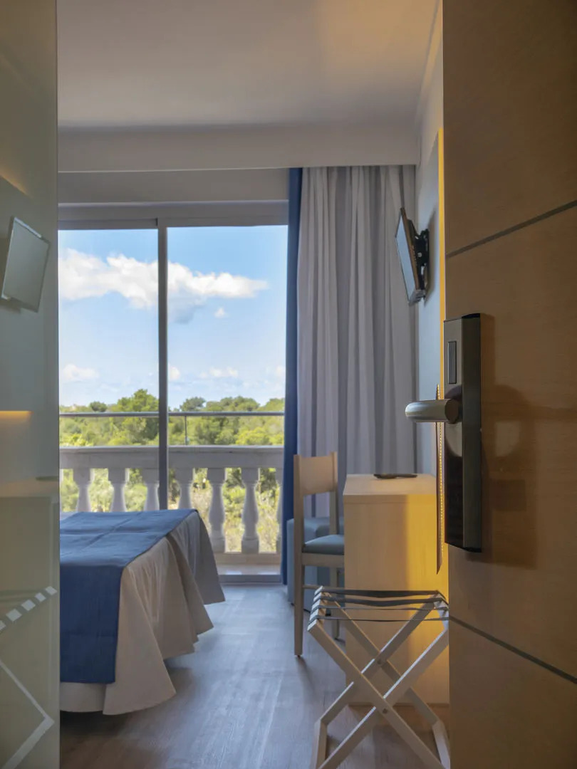 Photo - Ona Luna Park - Adults Friendly 16 Years Plus