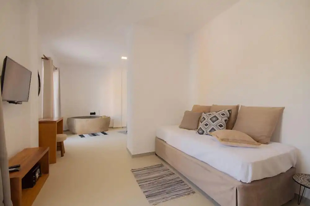 Photo - BOHOTEL Messonghi - Designer's Hotel