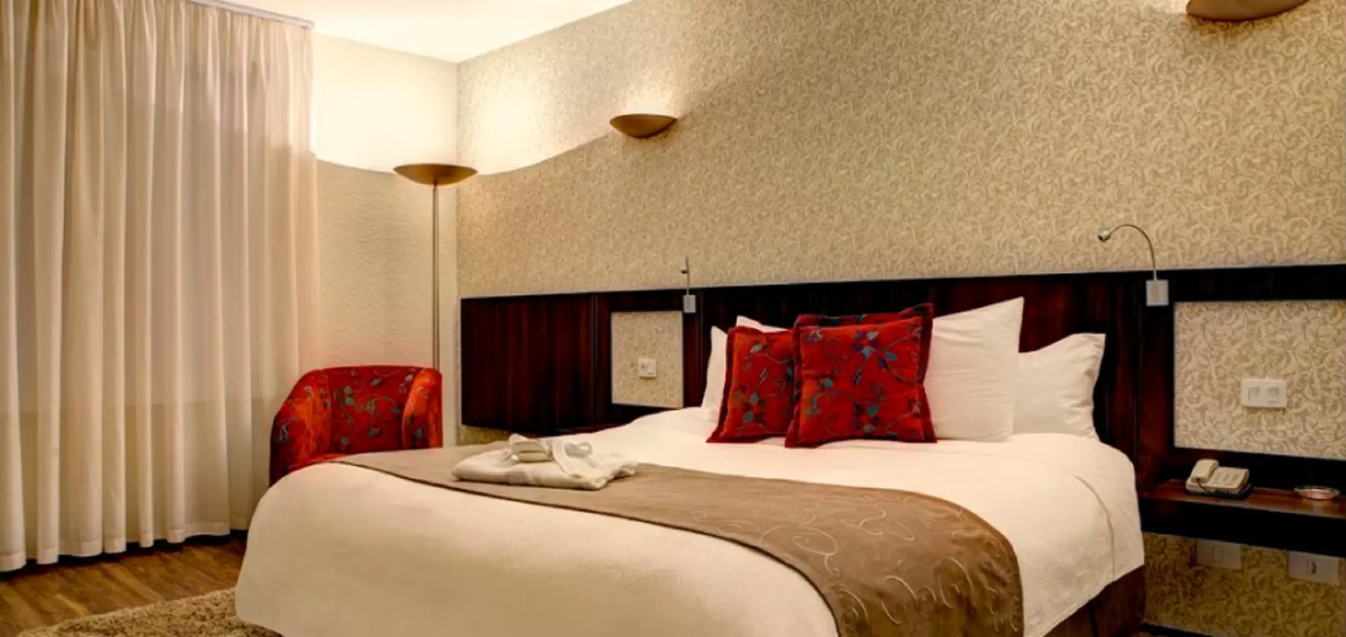 Foto - Quality Hotel Curitiba