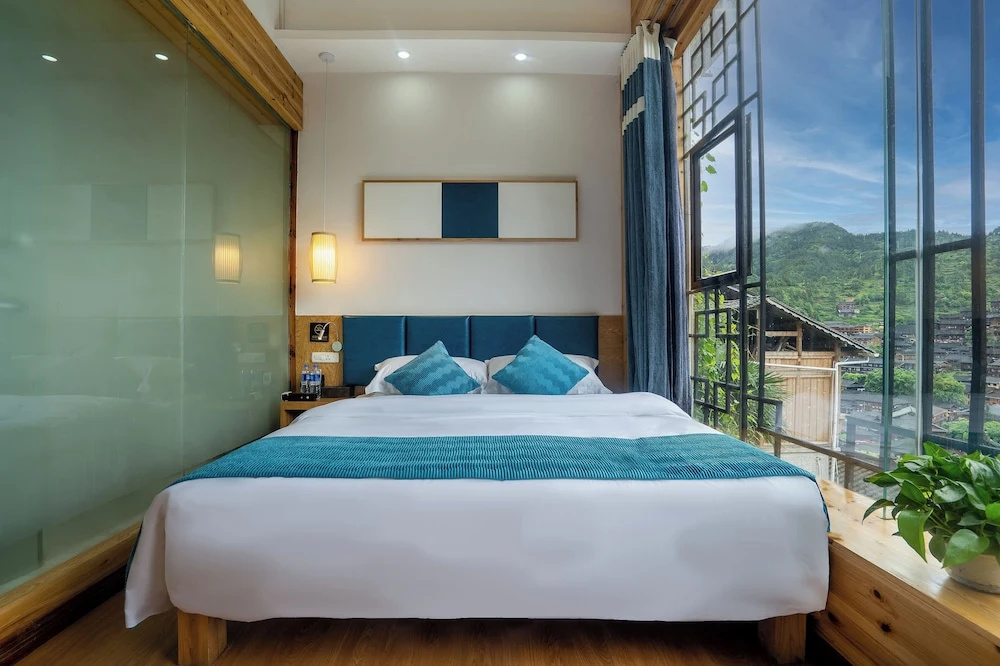 Xijiang Yunting Light Luxury Panoramic