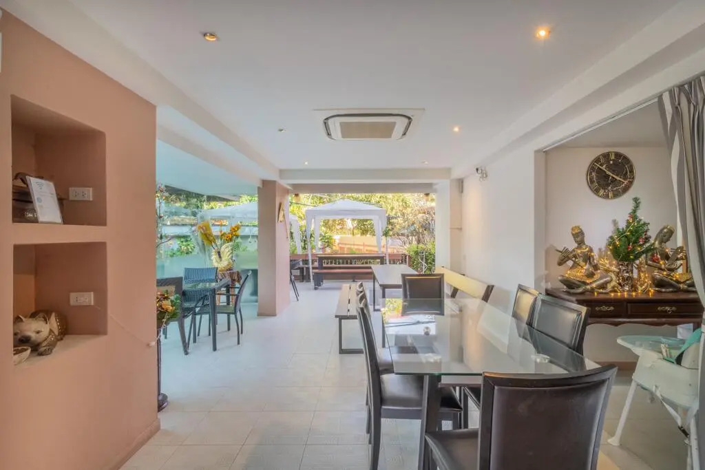 Photo - Rendezvous Classic House