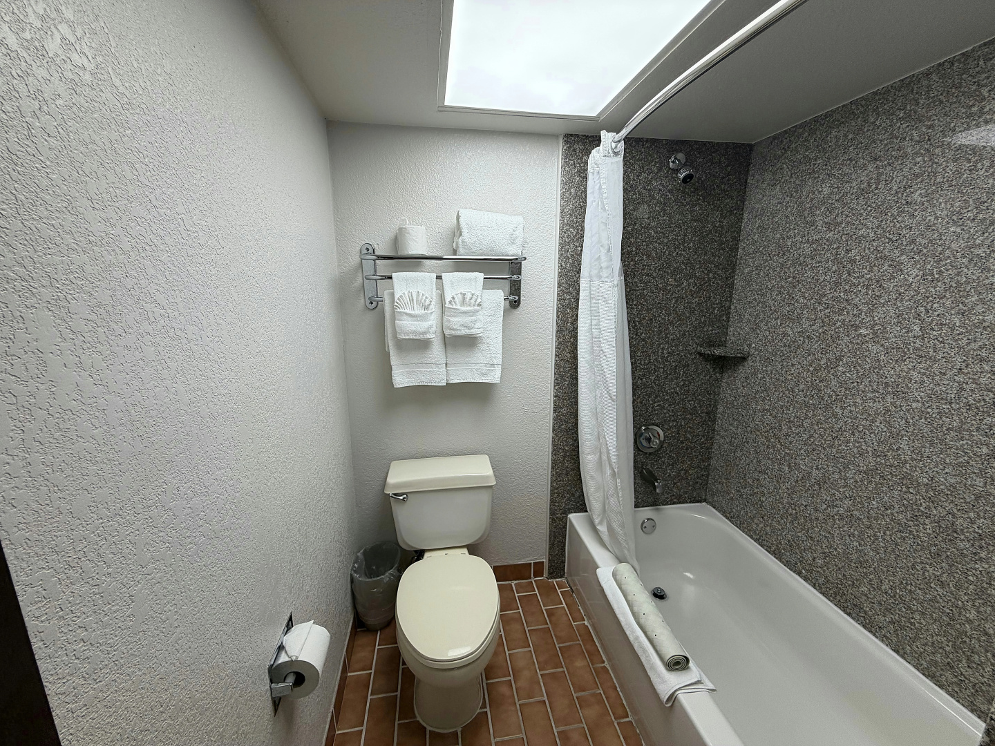 Photo - Atrium Hotel and Suites DFW Airport South