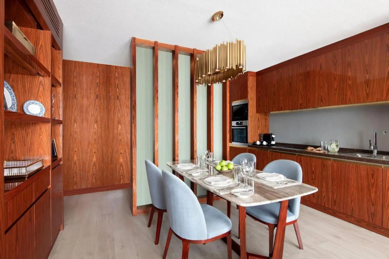 Foto - The Bentley Luxury Hotel & Suites