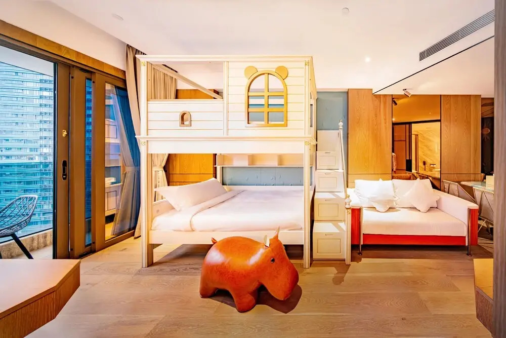 Photo - YOHO Treasure Island Hotel