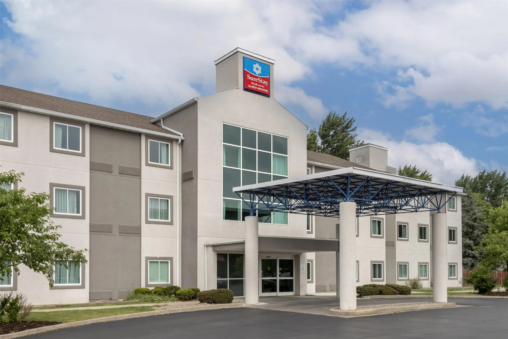 Foto - SureStay Plus Hotel by Best Western Niagara Falls East