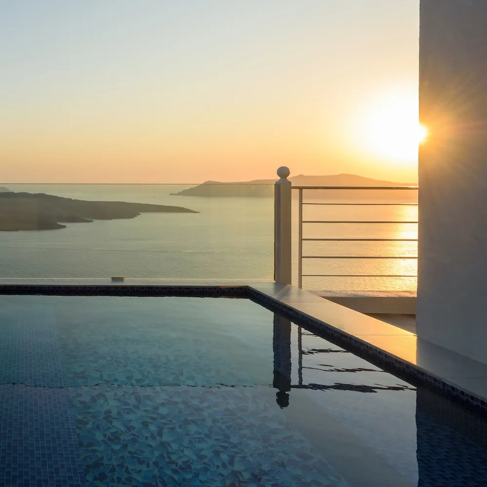 Photo - Nefeles Luxury Suites