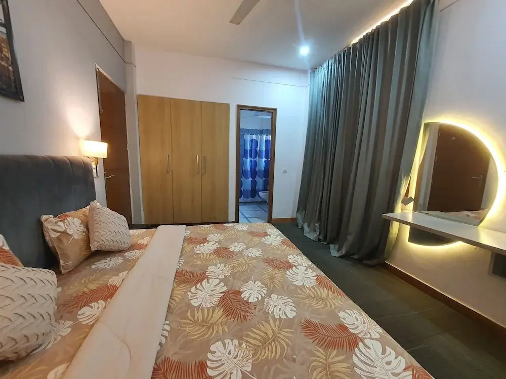 Photo - Mallenzo Suites Dlf Phase 1